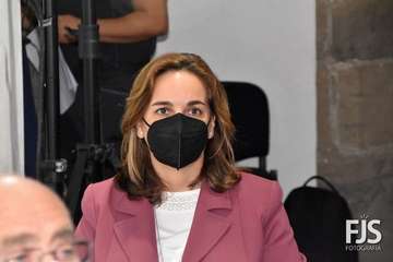 Entrega del título de Hijo Predilecto a Luis Arencibia a título póstumo/Francisco Javier Santana y TA.